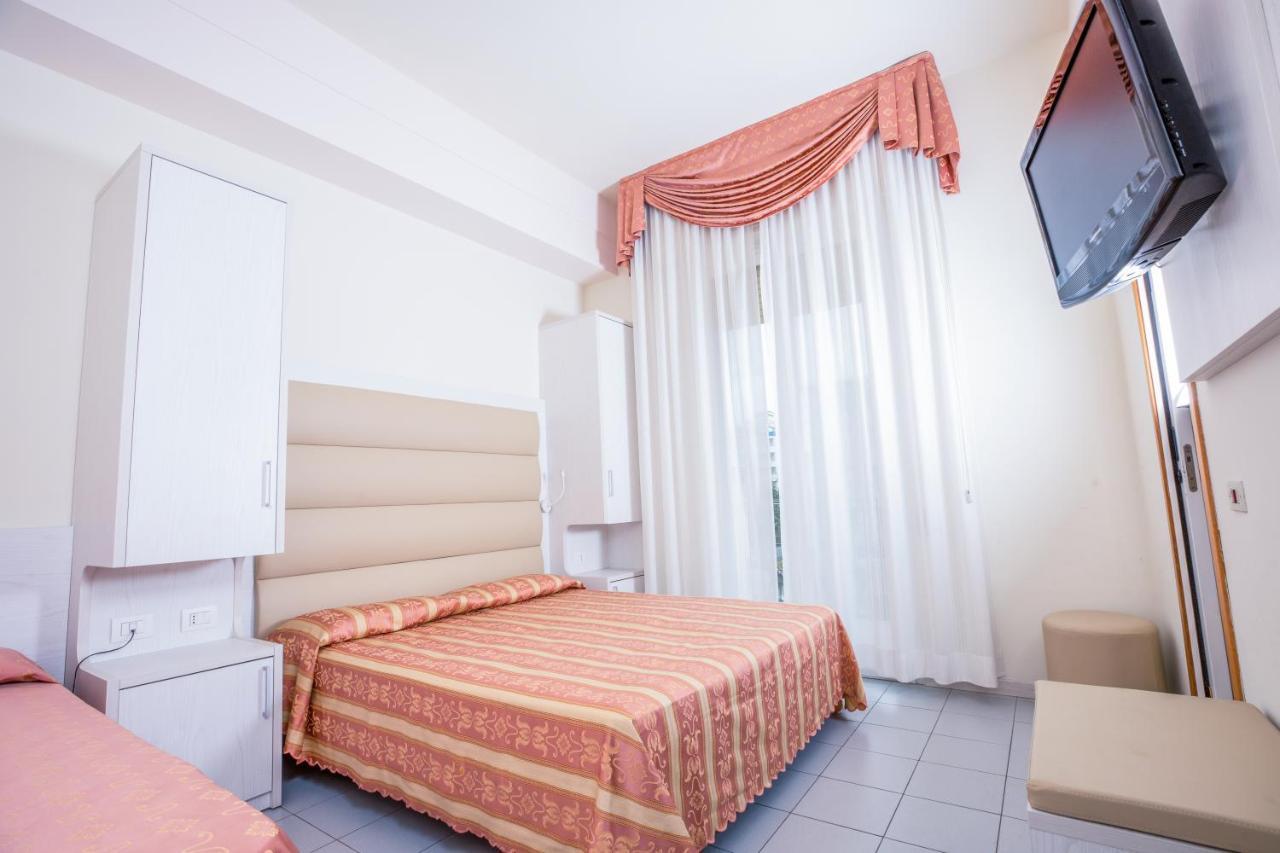 Hotel Rosalba - Valentini Family Village Bellaria-Igea Marina Eksteriør bilde