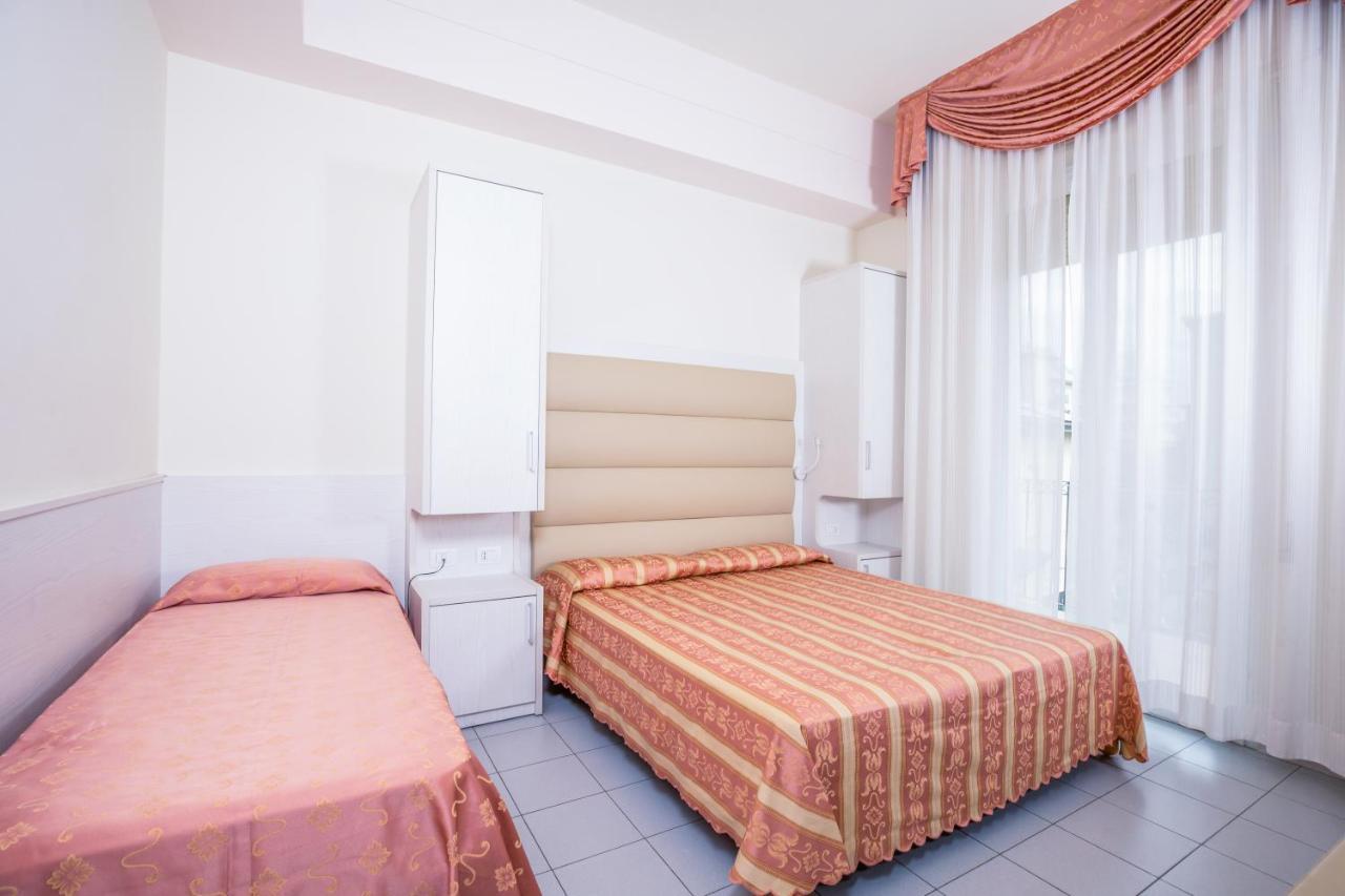 Hotel Rosalba - Valentini Family Village Bellaria-Igea Marina Eksteriør bilde