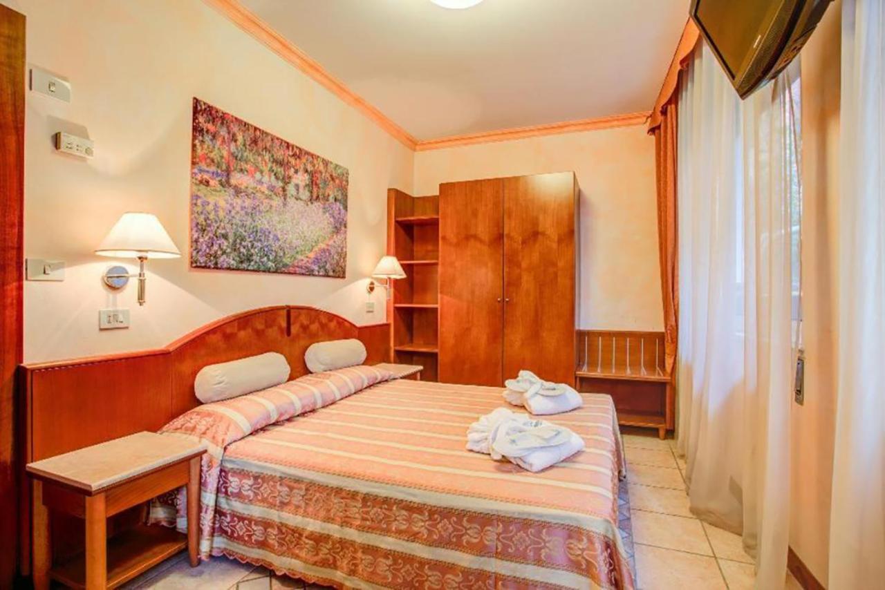 Hotel Rosalba - Valentini Family Village Bellaria-Igea Marina Eksteriør bilde